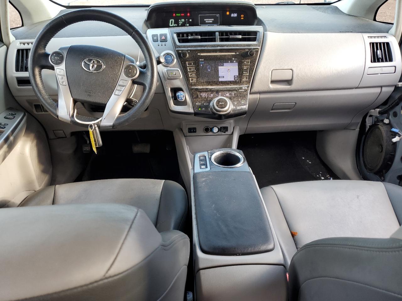 2016 TOYOTA PRIUS V