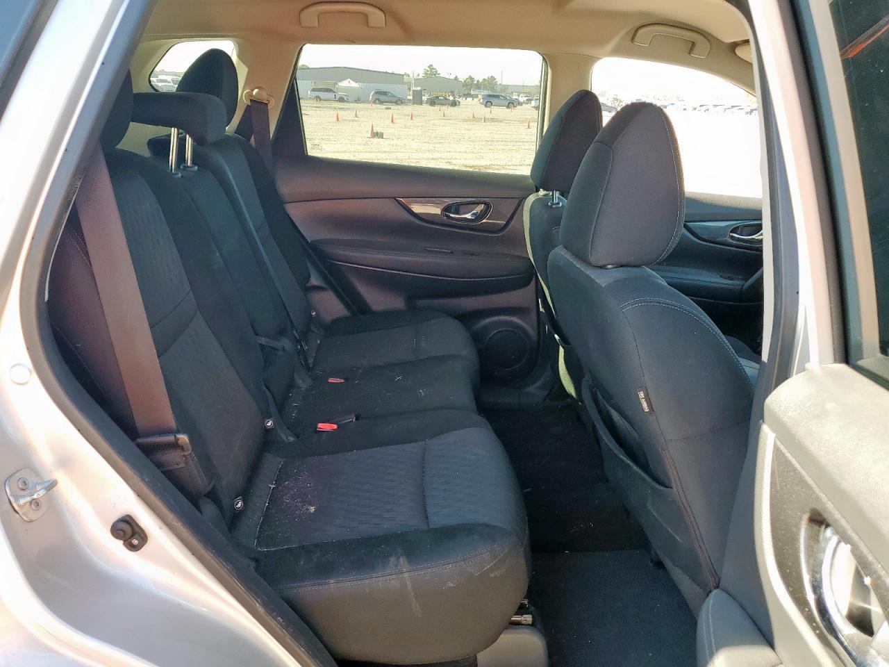 2017 NISSAN ROGUE