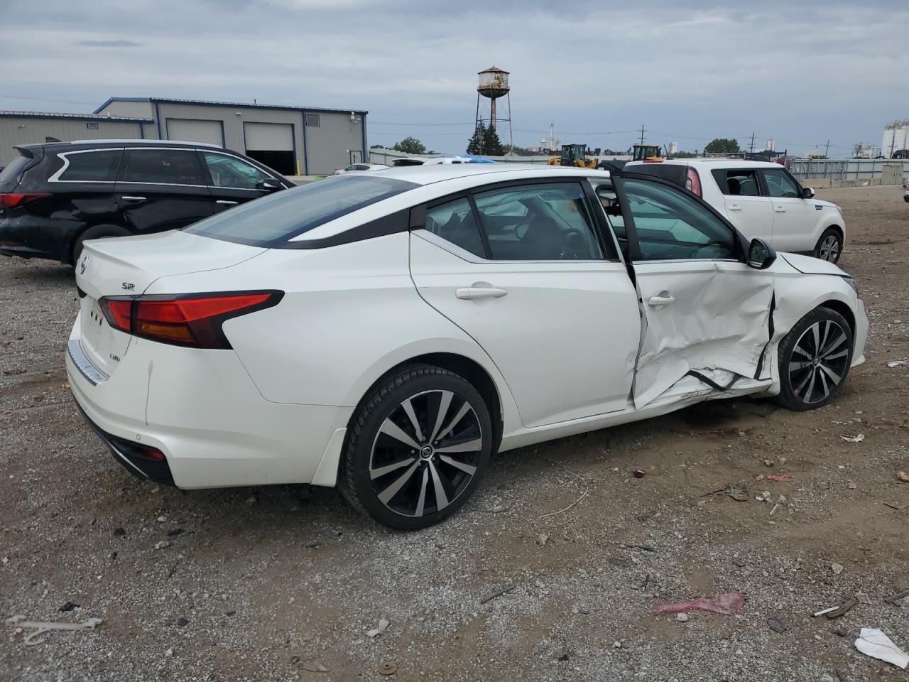 2021 NISSAN ALTIMA