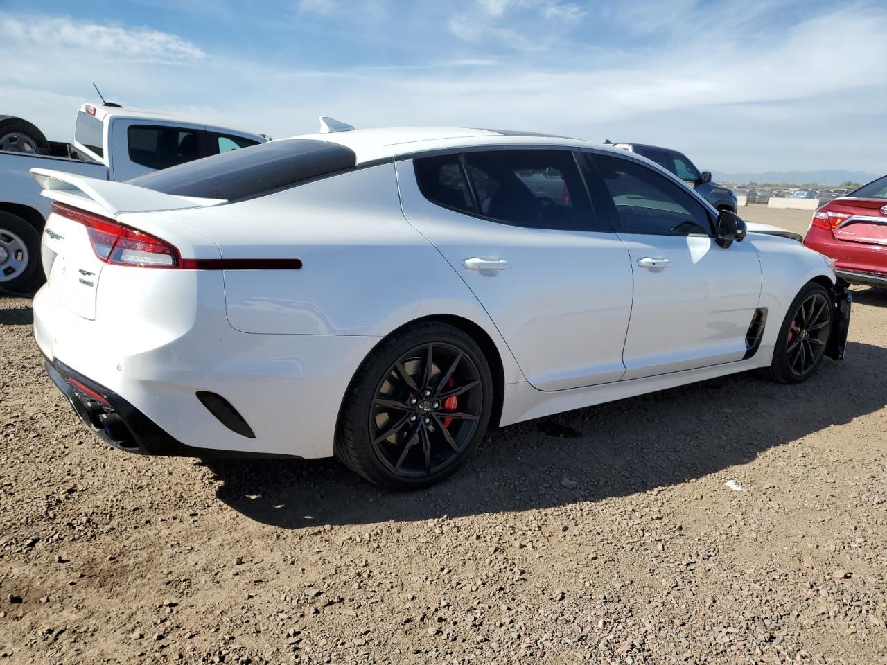 2022 KIA Stinger
