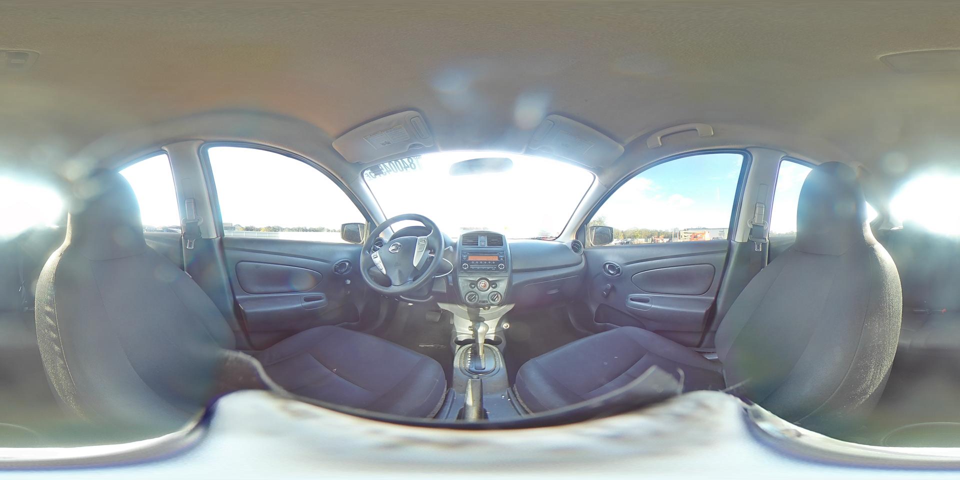 2017 NISSAN VERSA