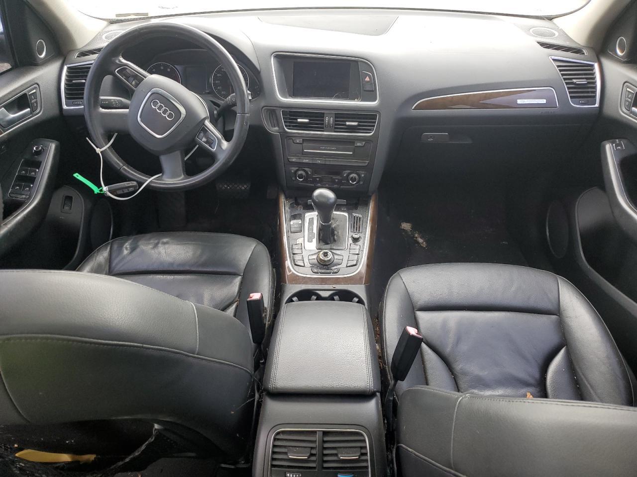 2011 AUDI Q5