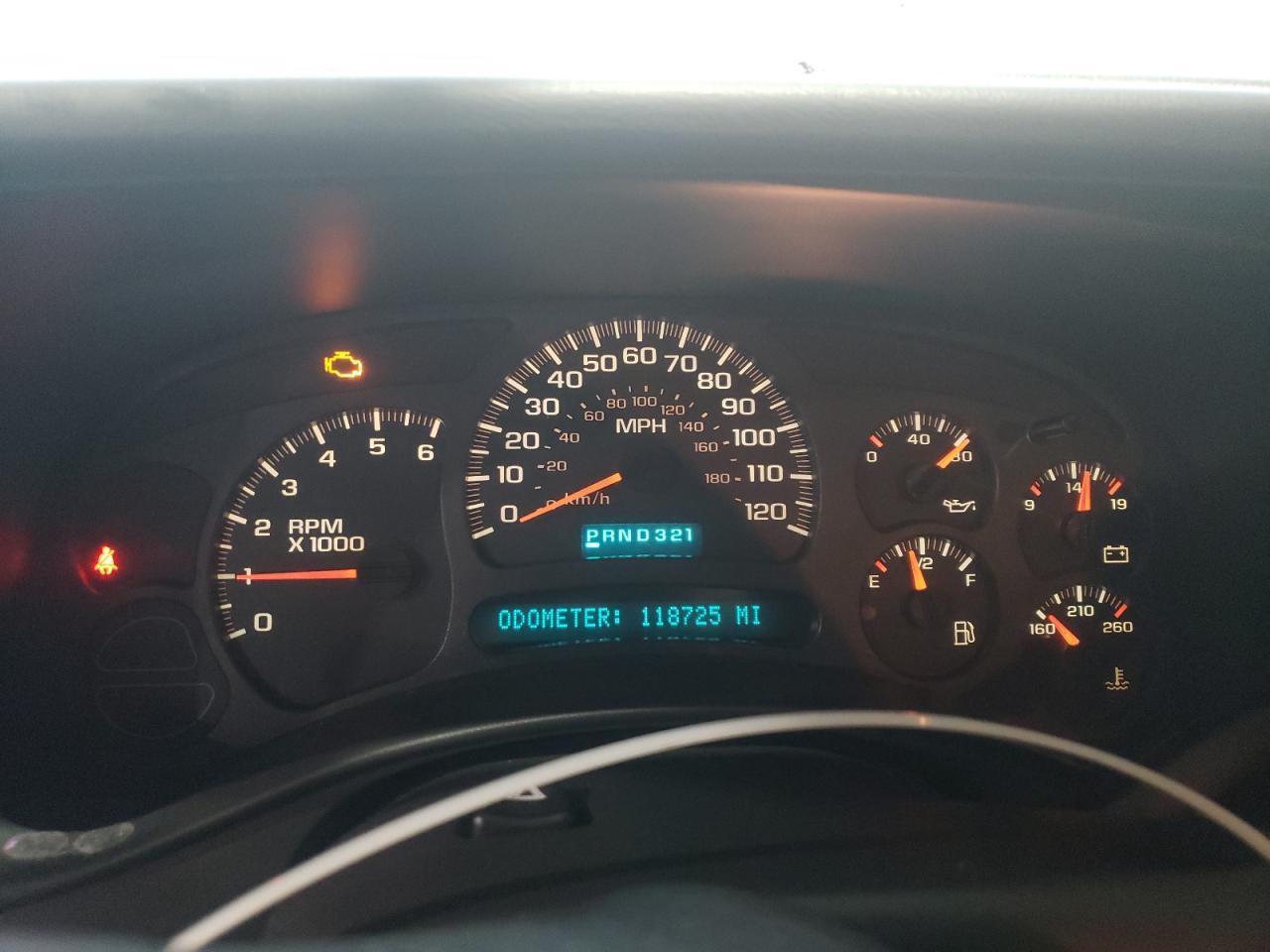 2004 CHEVROLET Tahoe