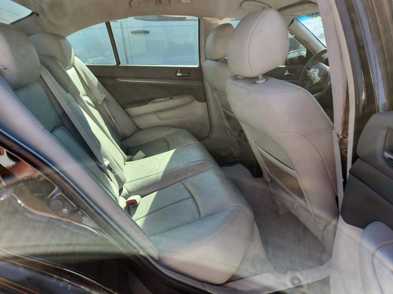2012 INFINITI G37