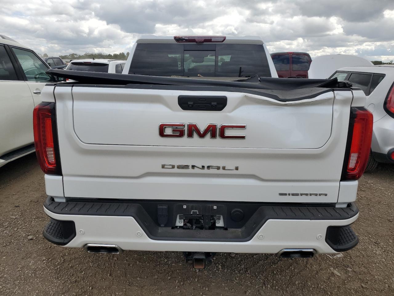 2023 GMC Sierra