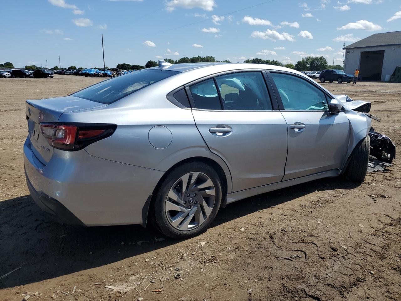 2025 SUBARU Legacy