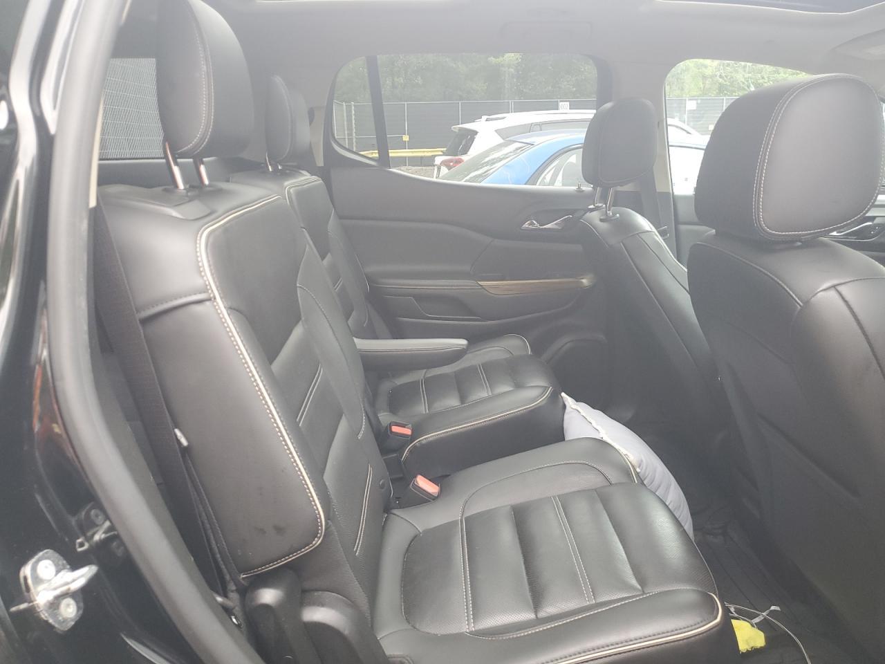 2017 GMC ACADIA