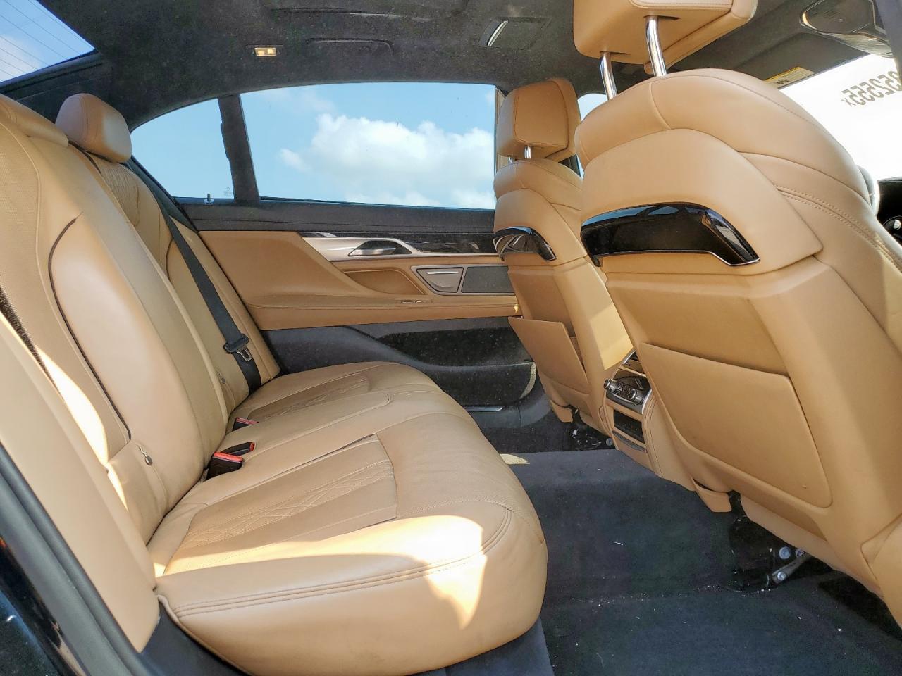 2016 BMW 7 series