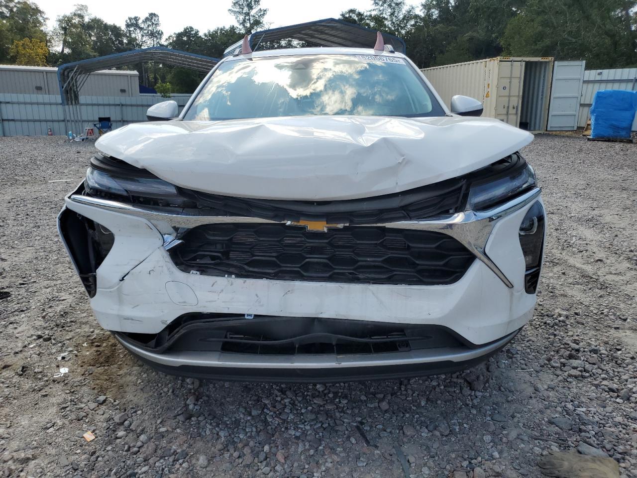 2025 CHEVROLET TRAX