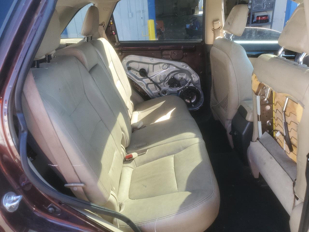 2011 KIA SORENTO