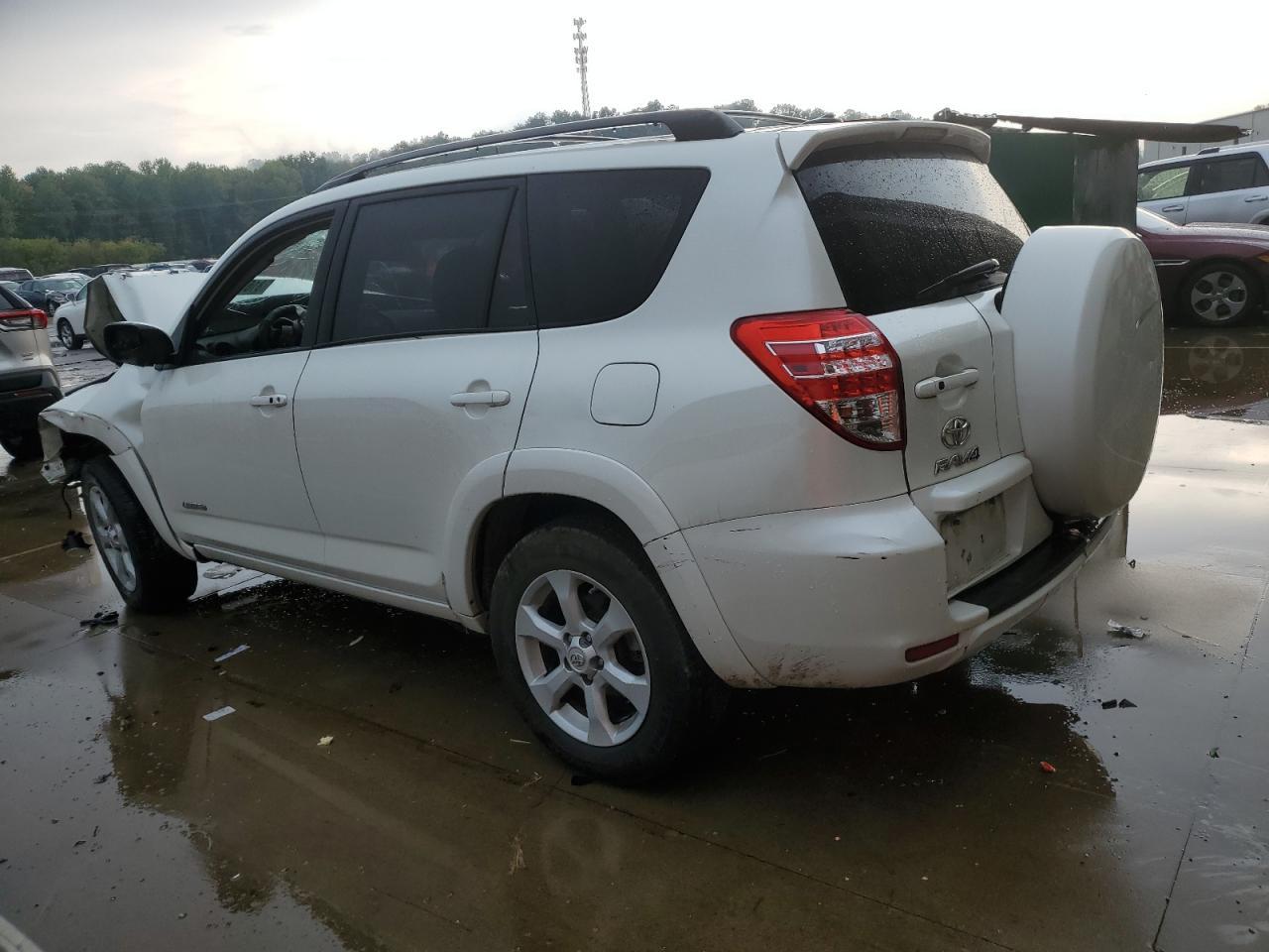 2011 TOYOTA RAV4