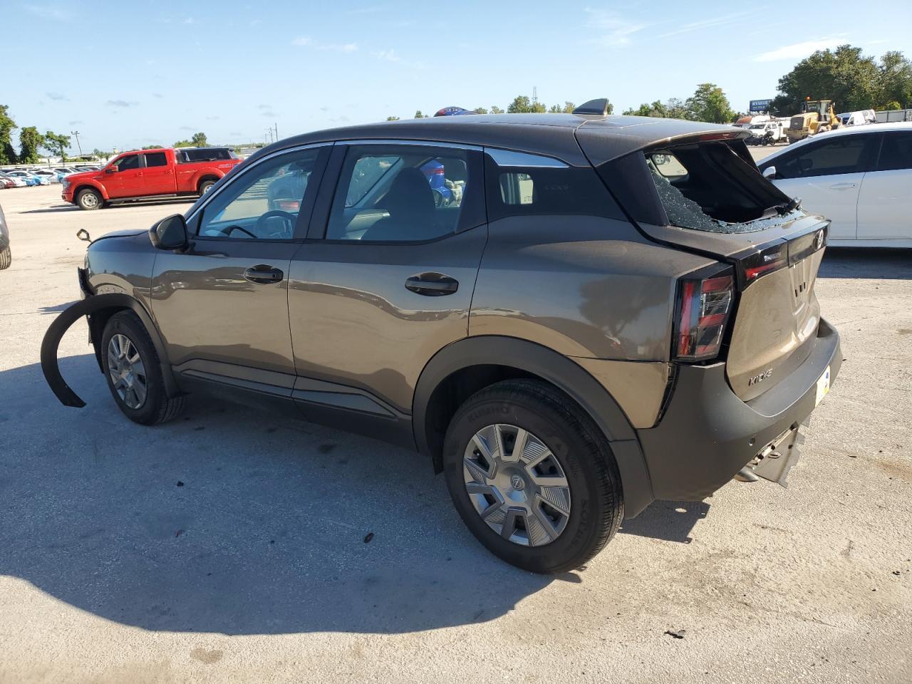 2025 NISSAN KICKS