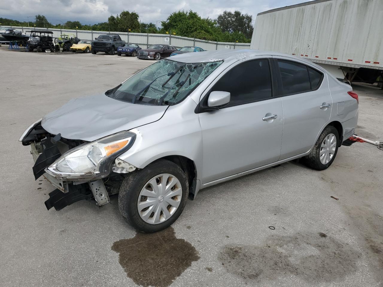 2016 NISSAN VERSA