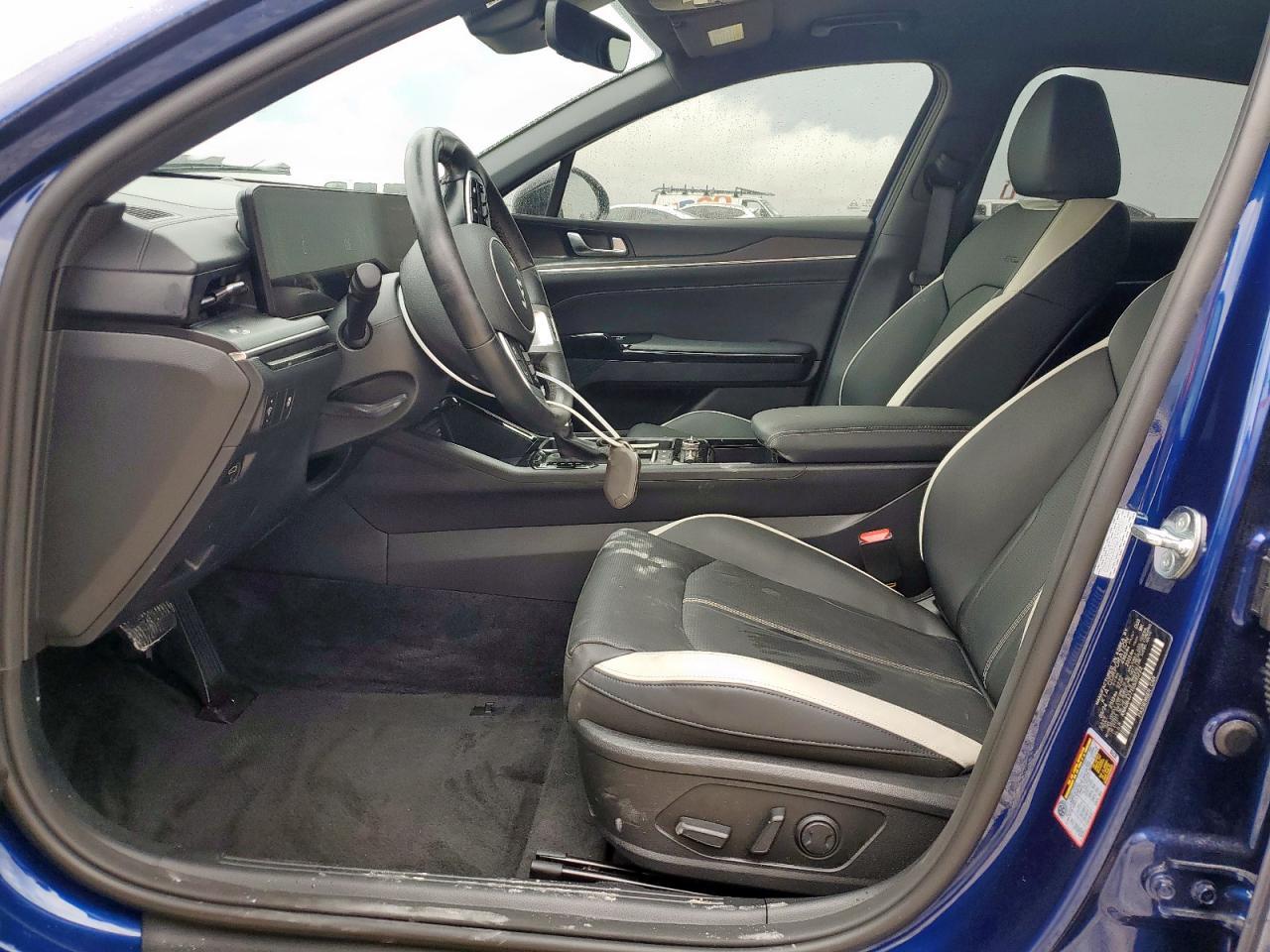 2025 KIA K5