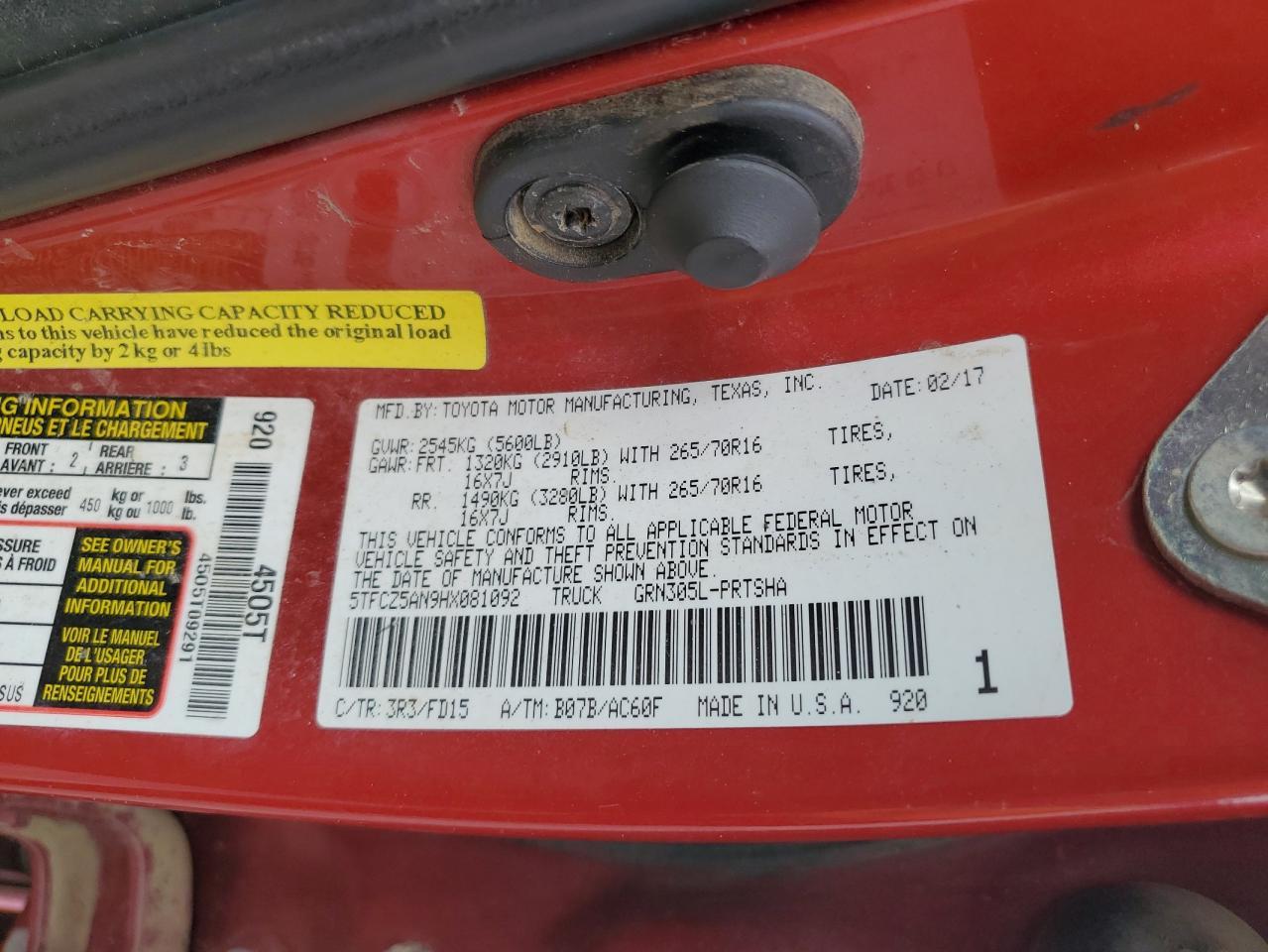 2017 TOYOTA TACOMA