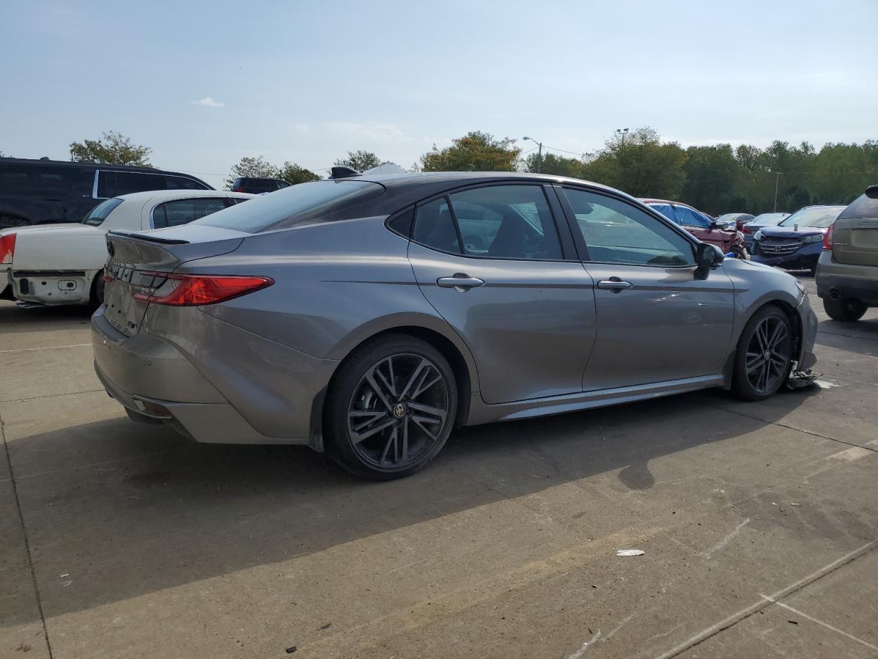 2025 TOYOTA CAMRY