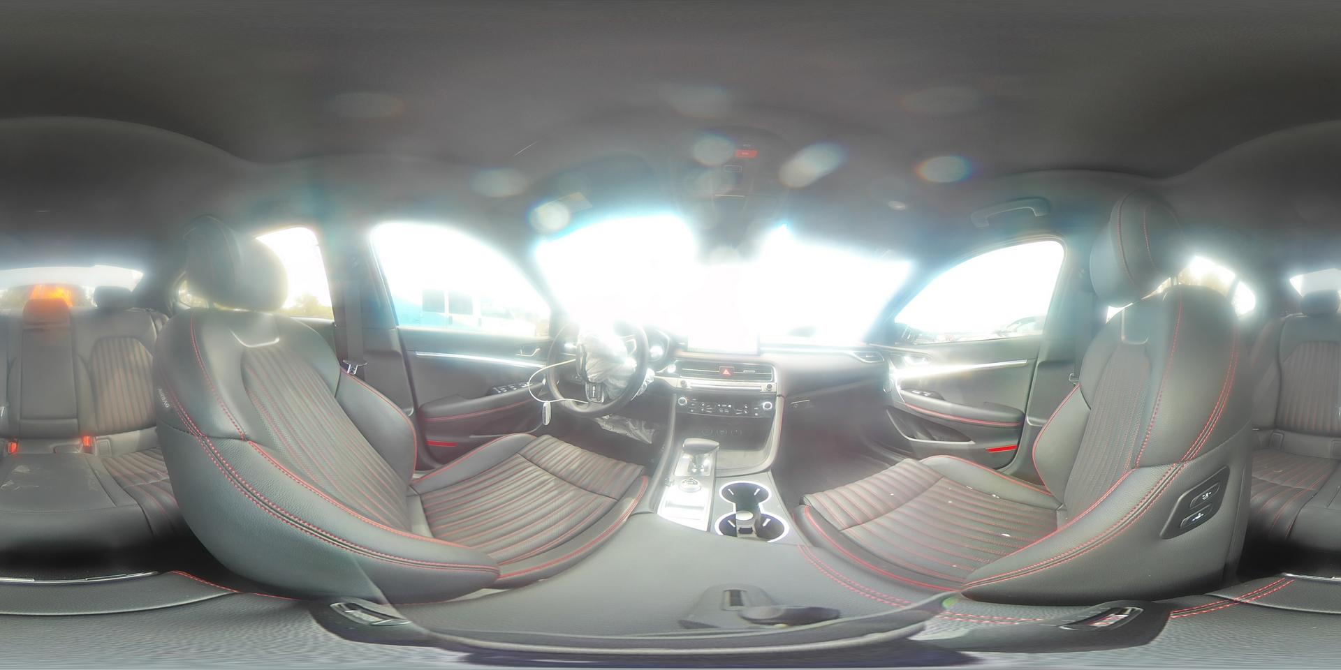 2025 GENESIS G70