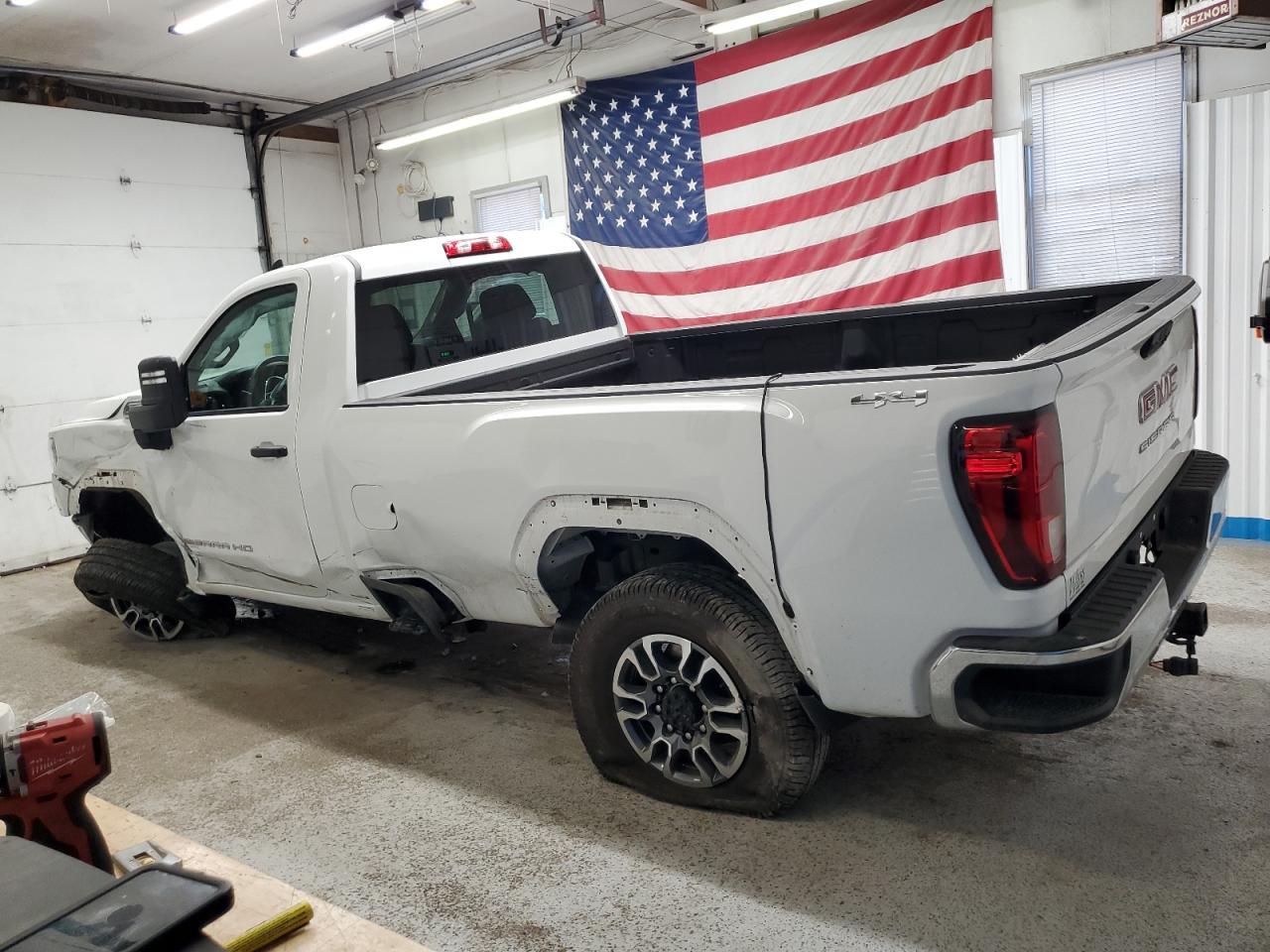 2024 GMC Sierra