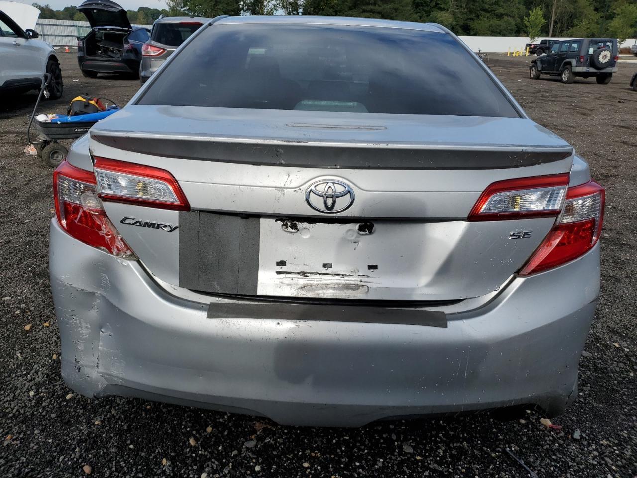 2014 TOYOTA CAMRY