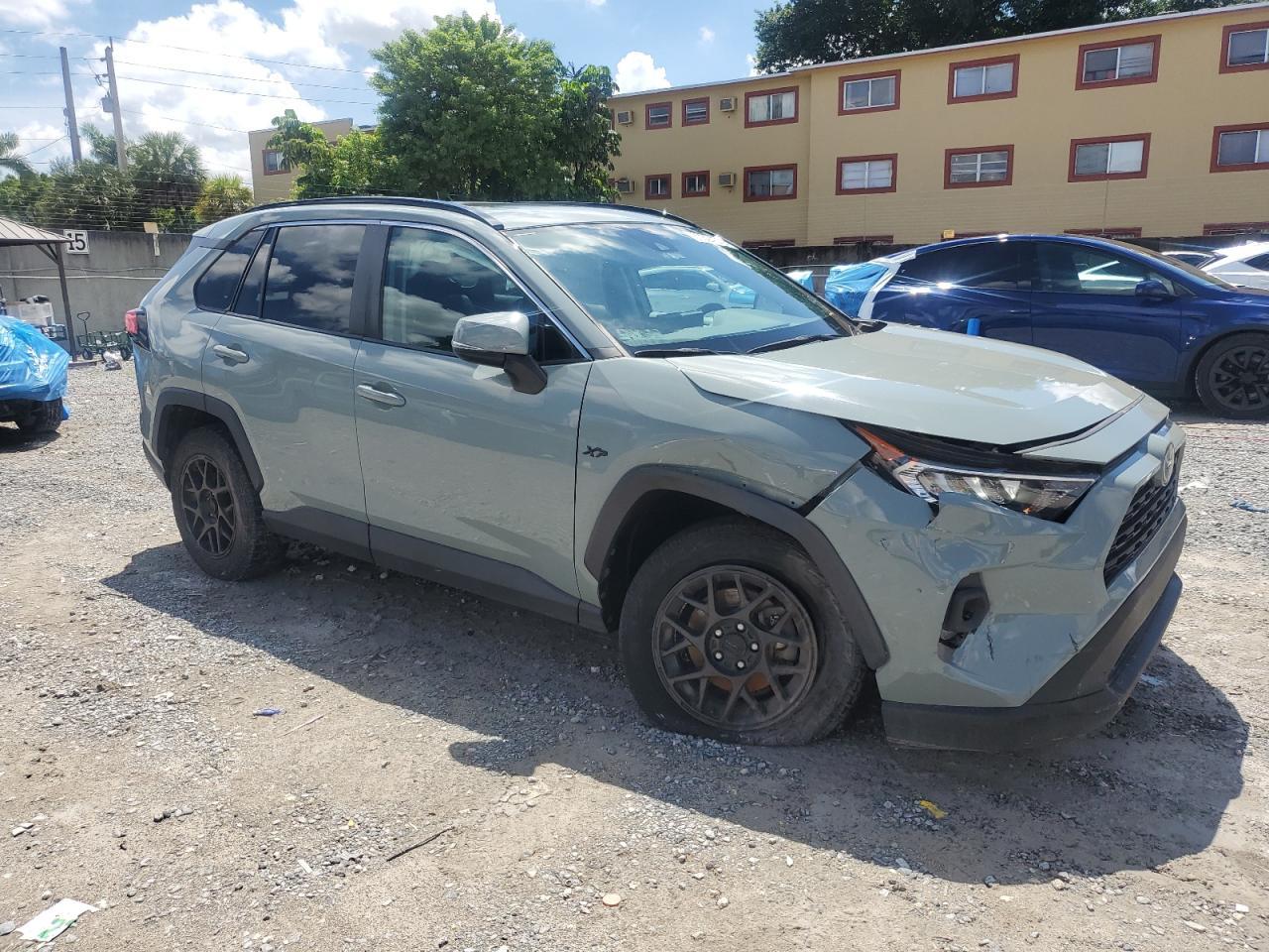 2021 TOYOTA RAV4