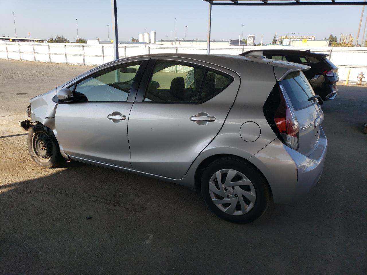 2015 TOYOTA Prius c