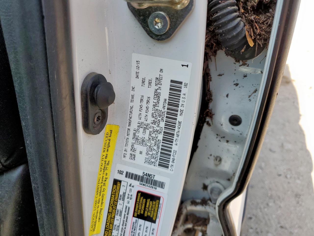 2016 TOYOTA TACOMA
