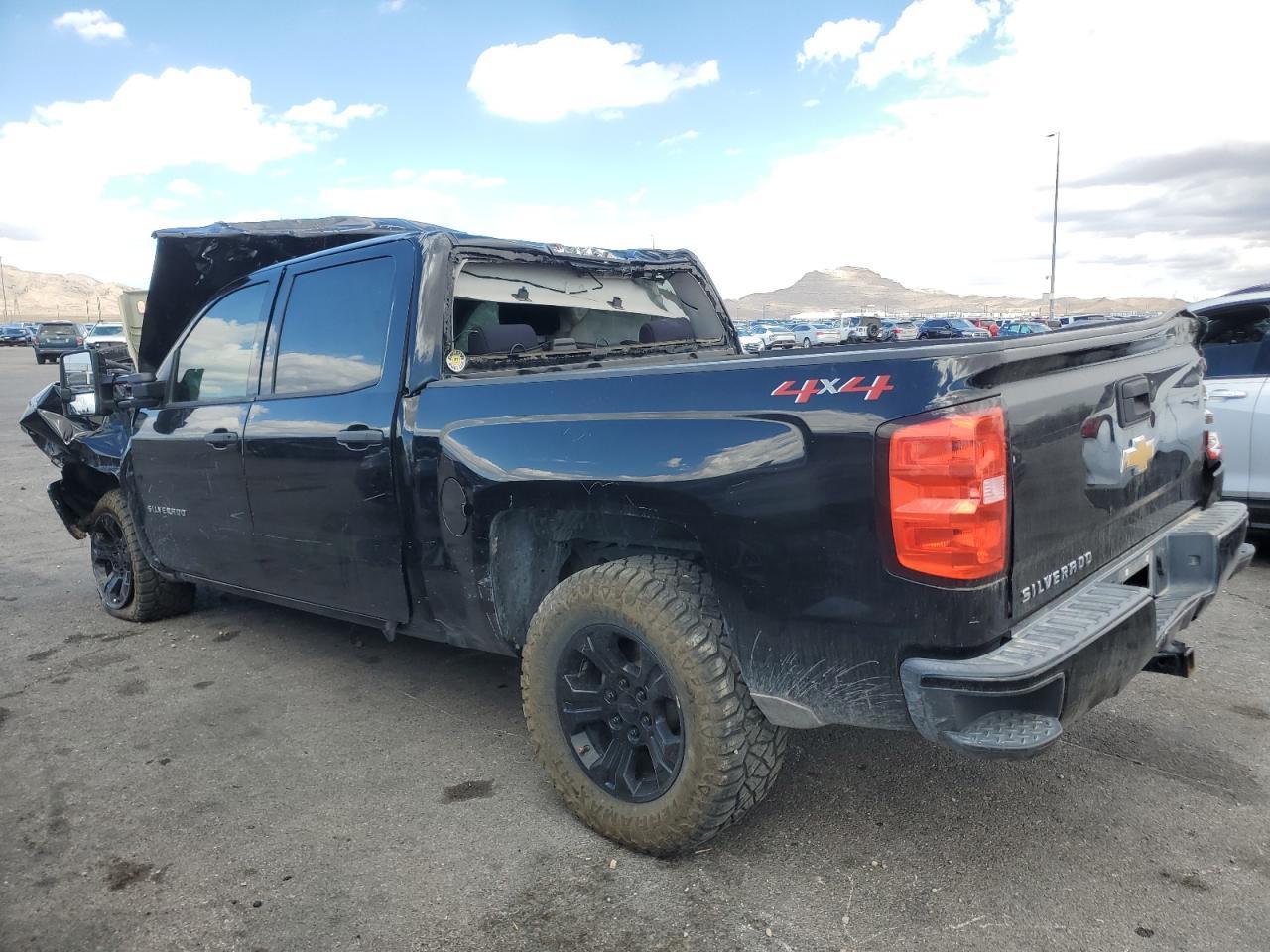 2018 CHEVROLET Silverado