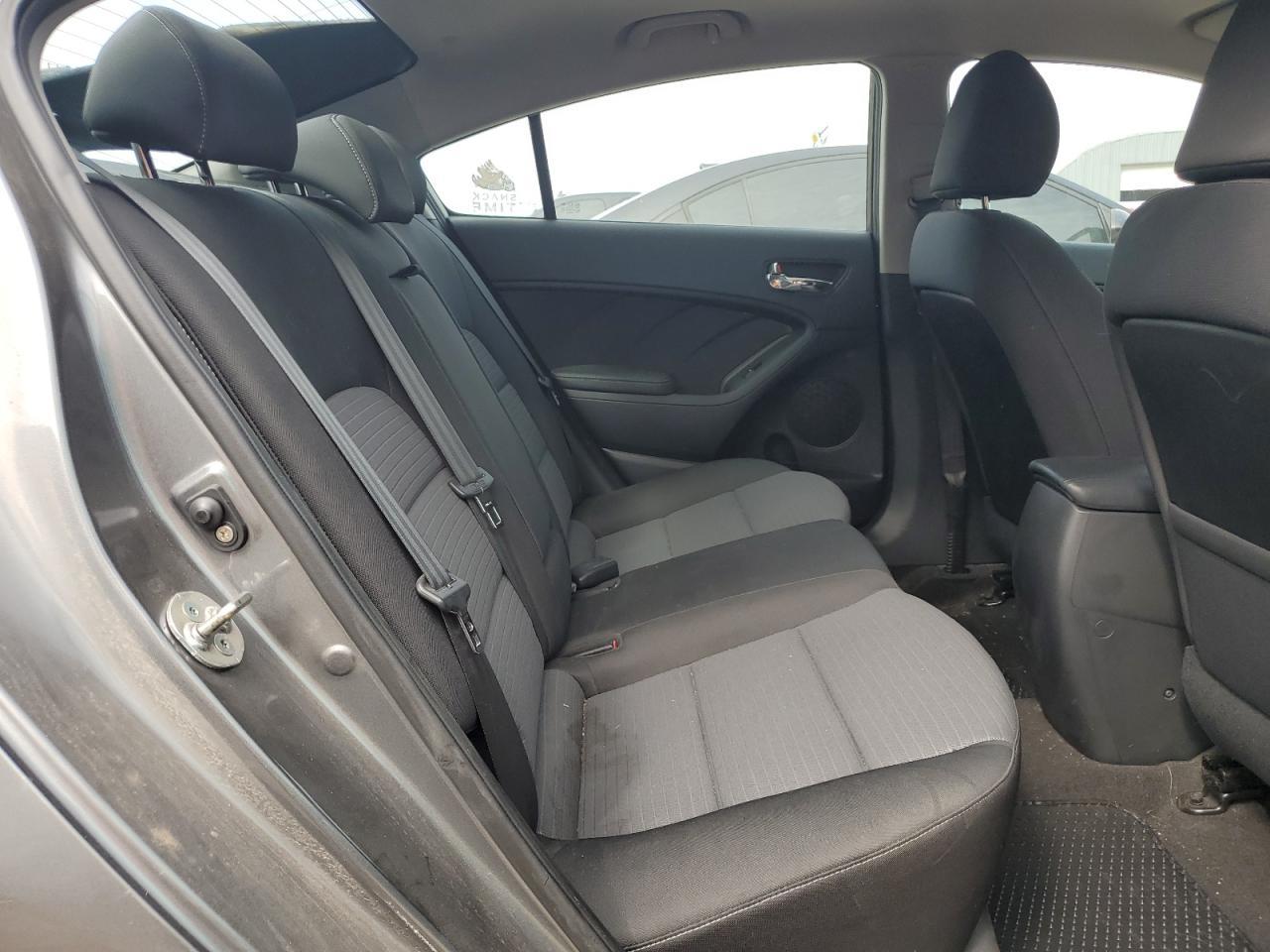 2016 KIA FORTE