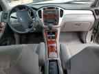 2005 TOYOTA HIGHLANDER