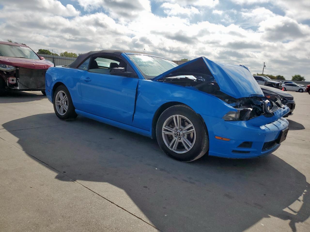 2014 FORD MUSTANG