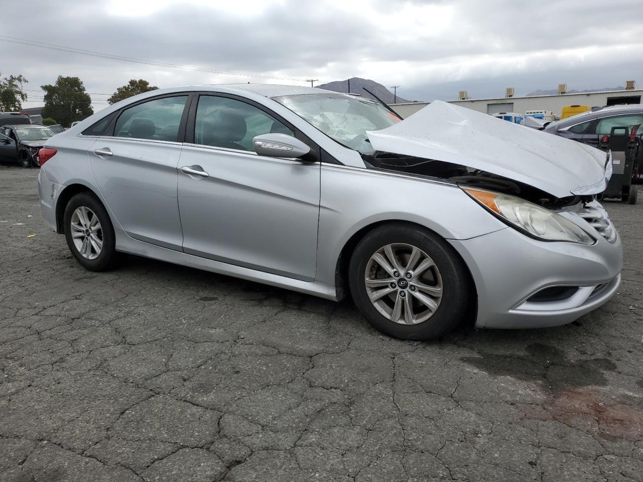 2014 HYUNDAI SONATA