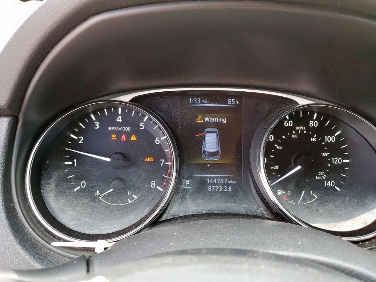 2014 NISSAN ROGUE
