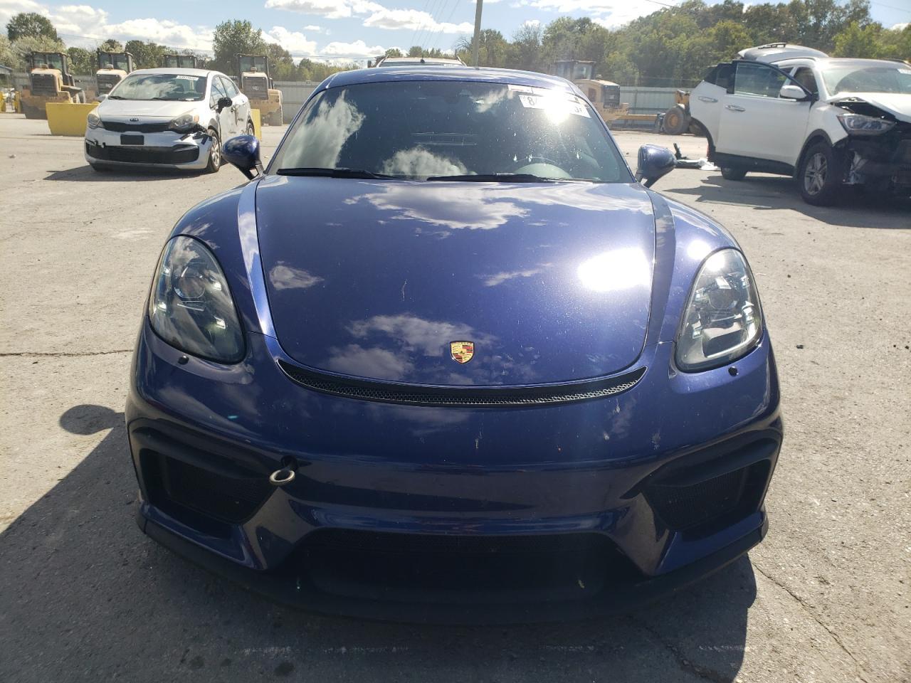 2021 PORSCHE Cayman