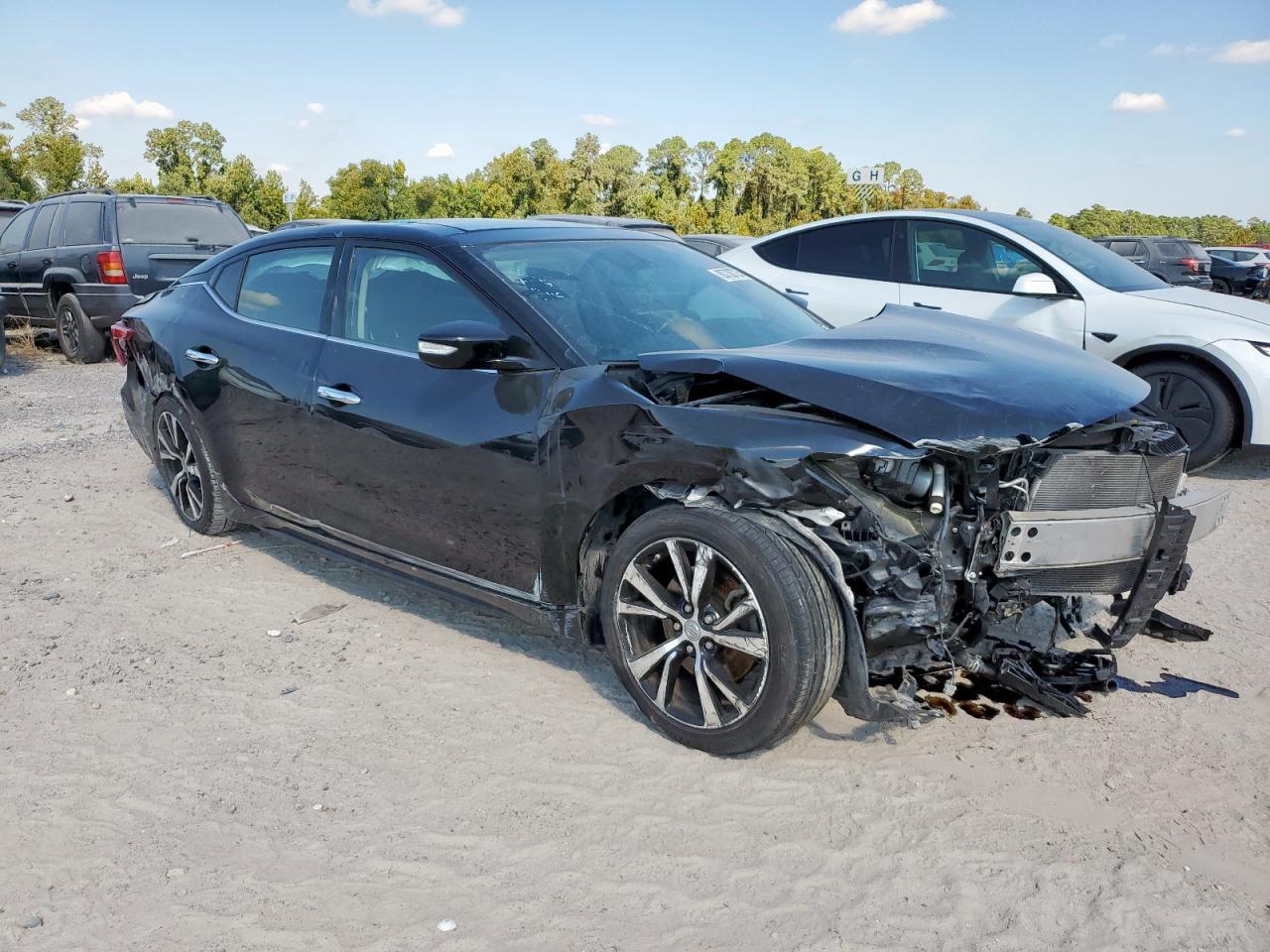 2018 NISSAN Maxima