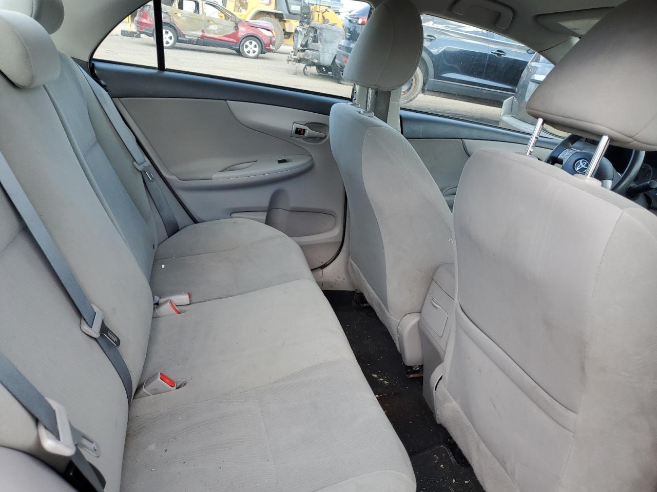 2013 TOYOTA COROLLA