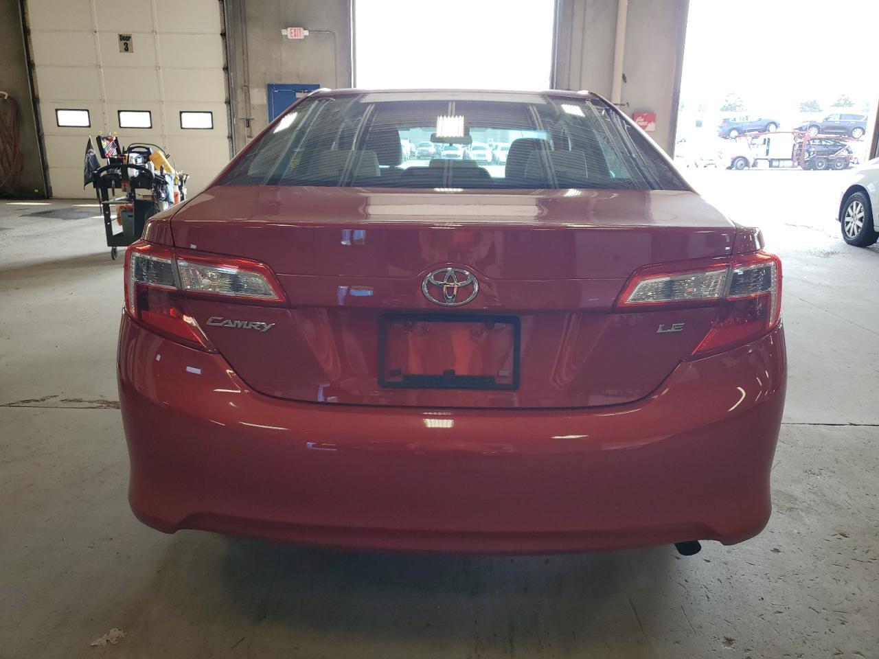 2012 TOYOTA CAMRY