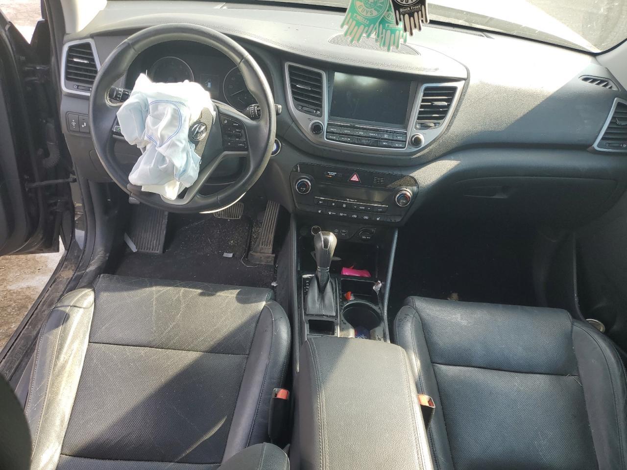2017 HYUNDAI TUCSON