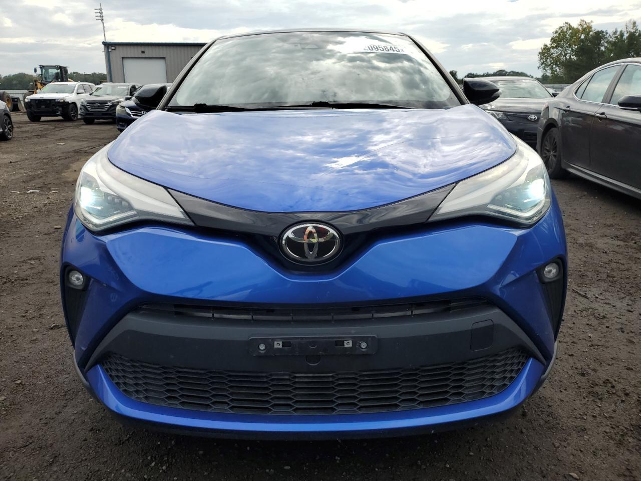 2021 TOYOTA C-HR