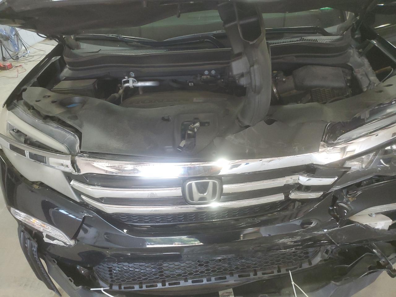 2017 HONDA PILOT