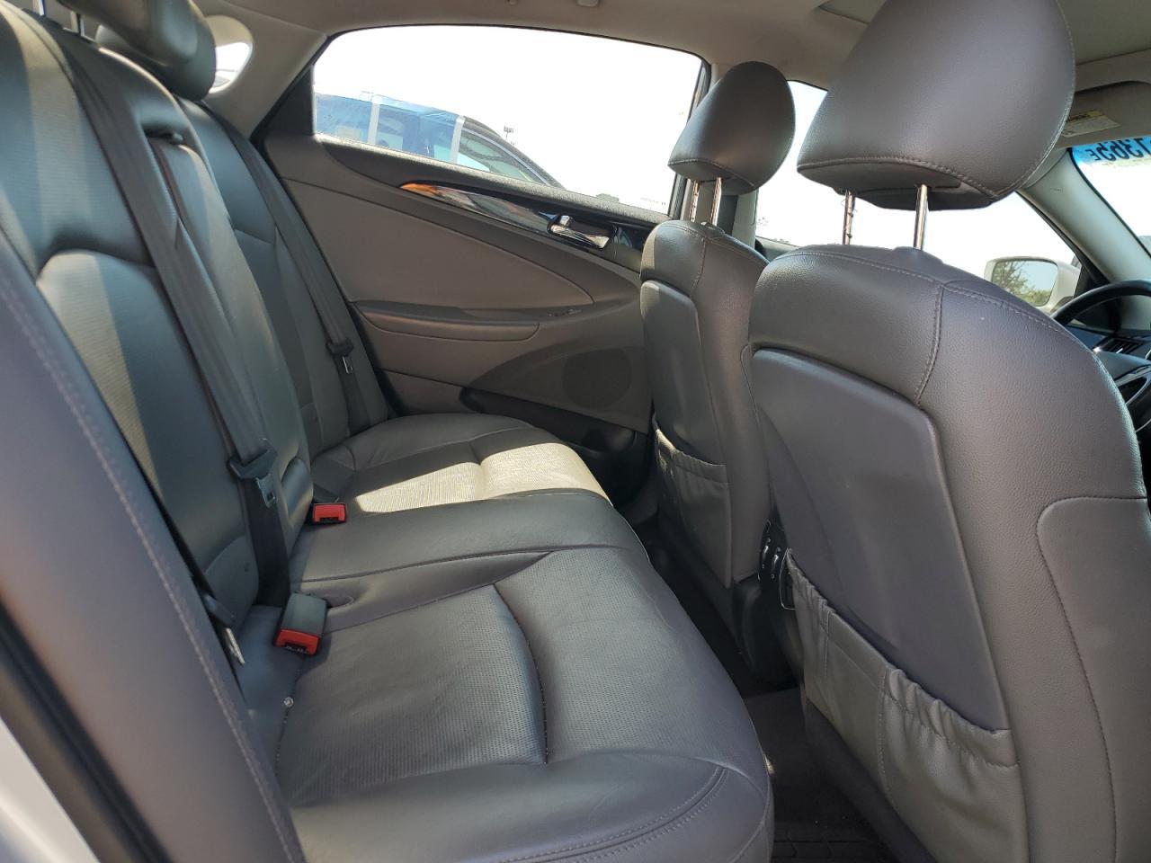 2013 HYUNDAI SONATA