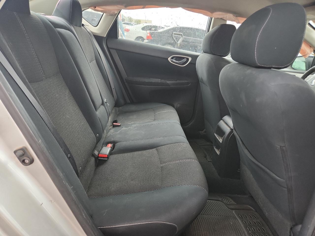 2015 NISSAN SENTRA