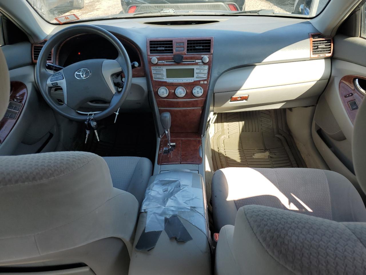2010 TOYOTA CAMRY