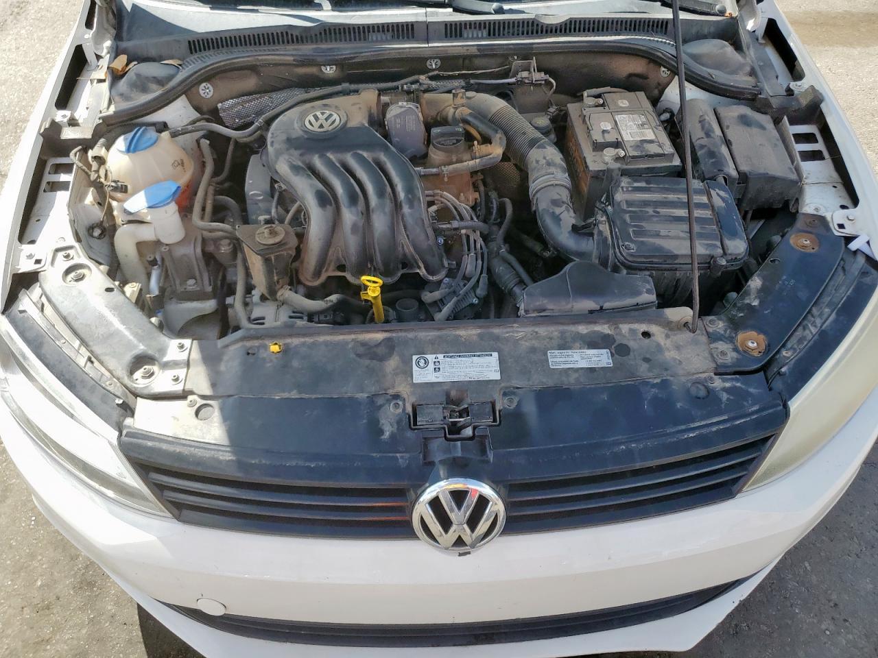 2014 VOLKSWAGEN JETTA
