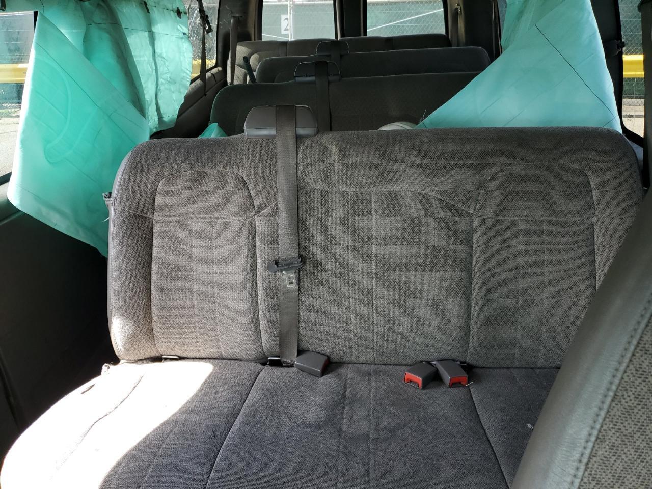 2017 CHEVROLET Express 3500
