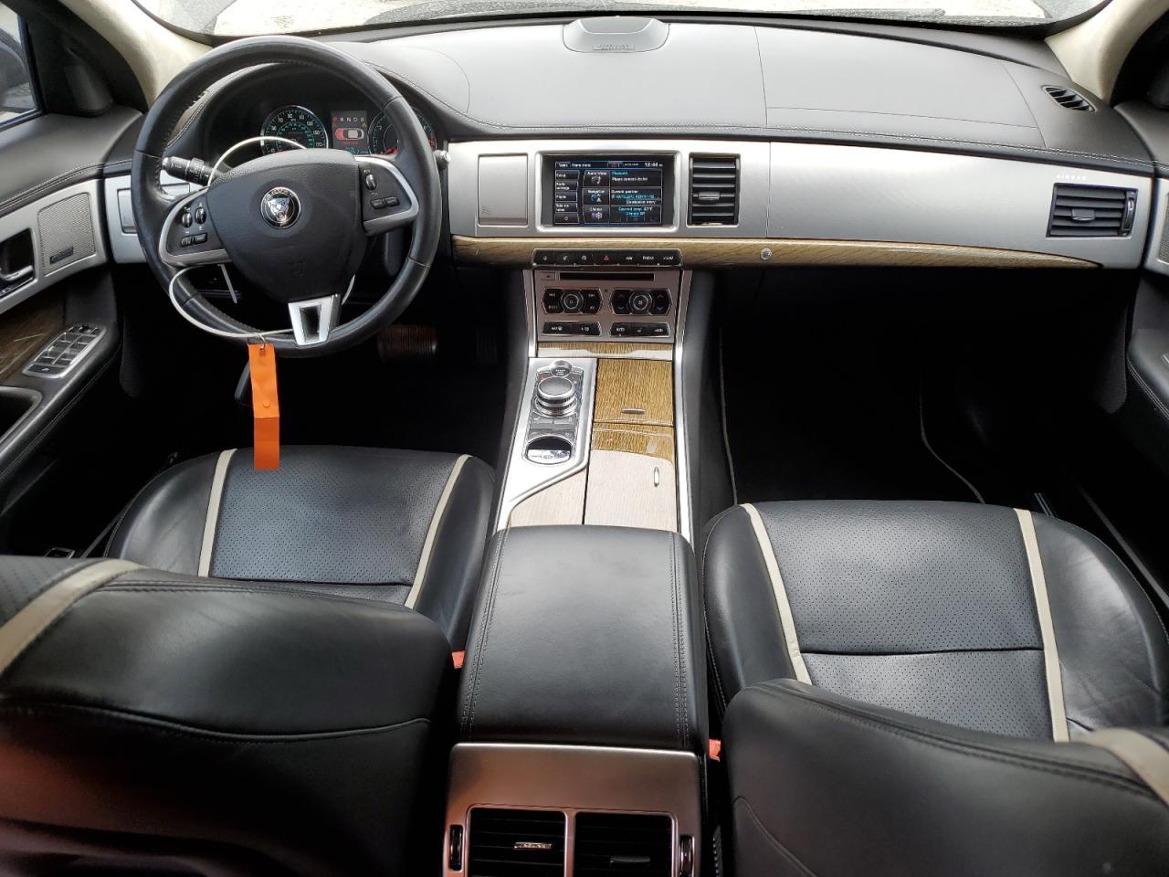 2015 JAGUAR XF