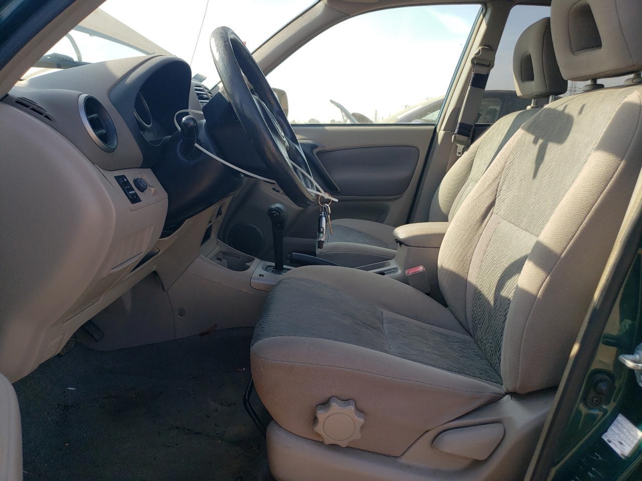 2002 TOYOTA RAV4
