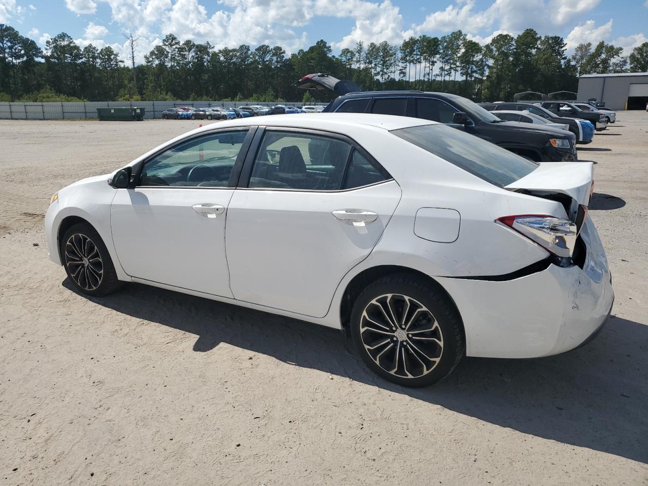 2016 TOYOTA COROLLA