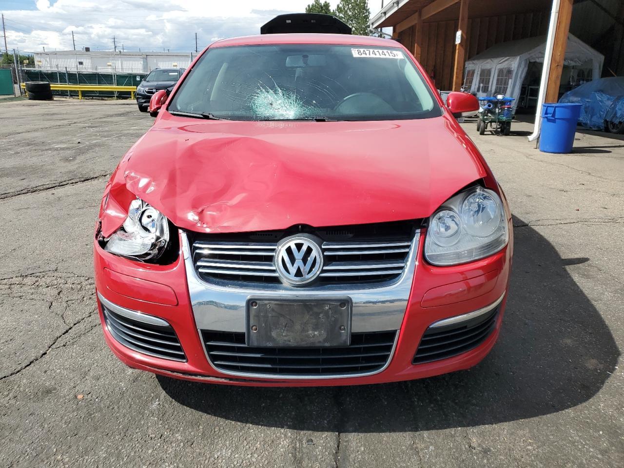 2010 VOLKSWAGEN JETTA