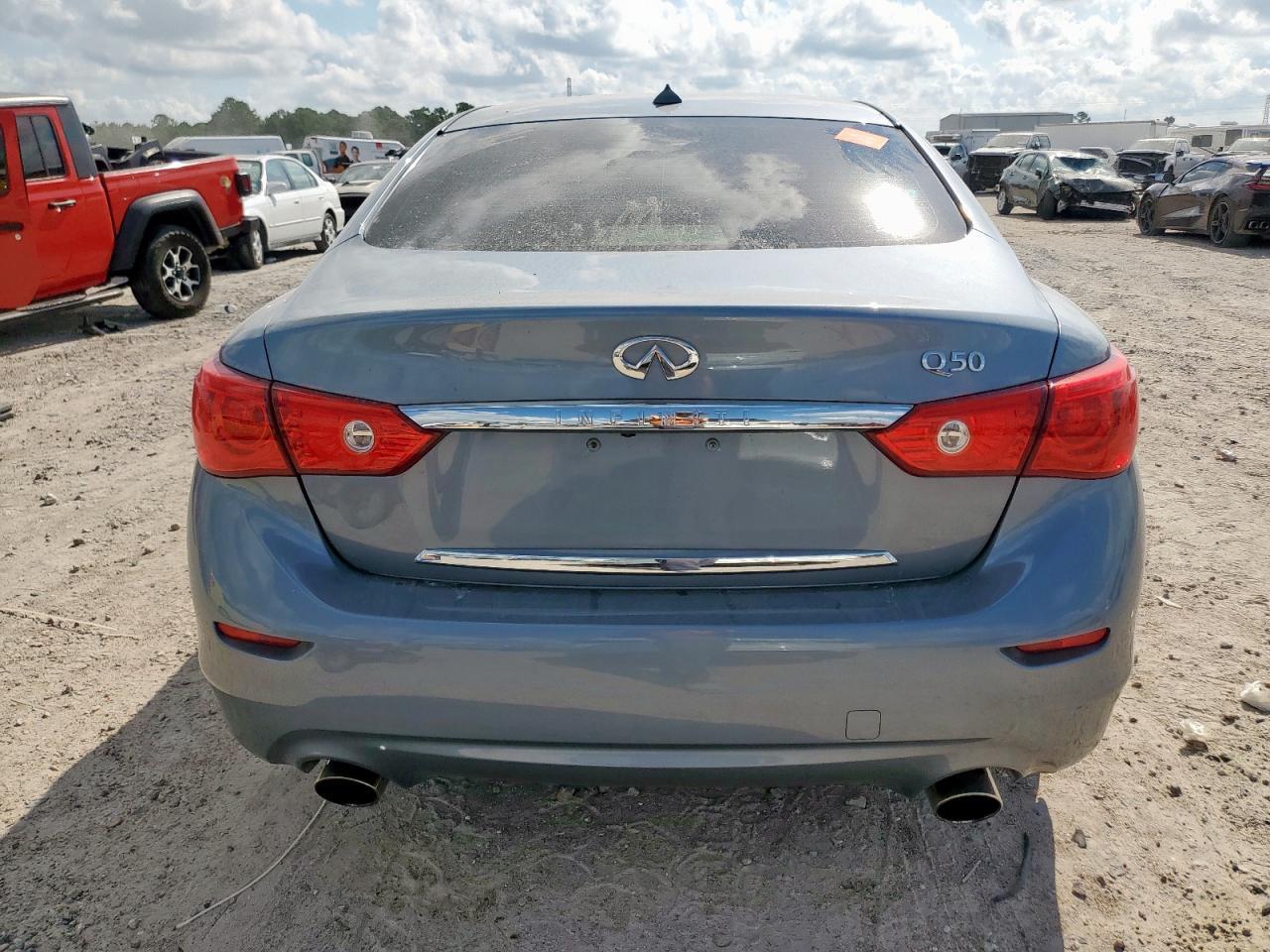 2017 INFINITI Q50