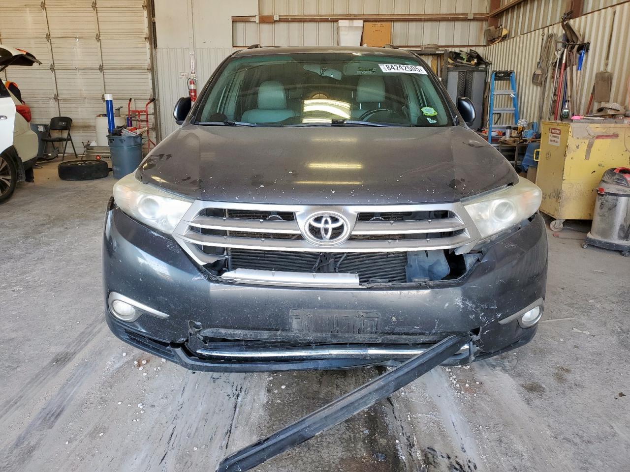 2011 TOYOTA HIGHLANDER